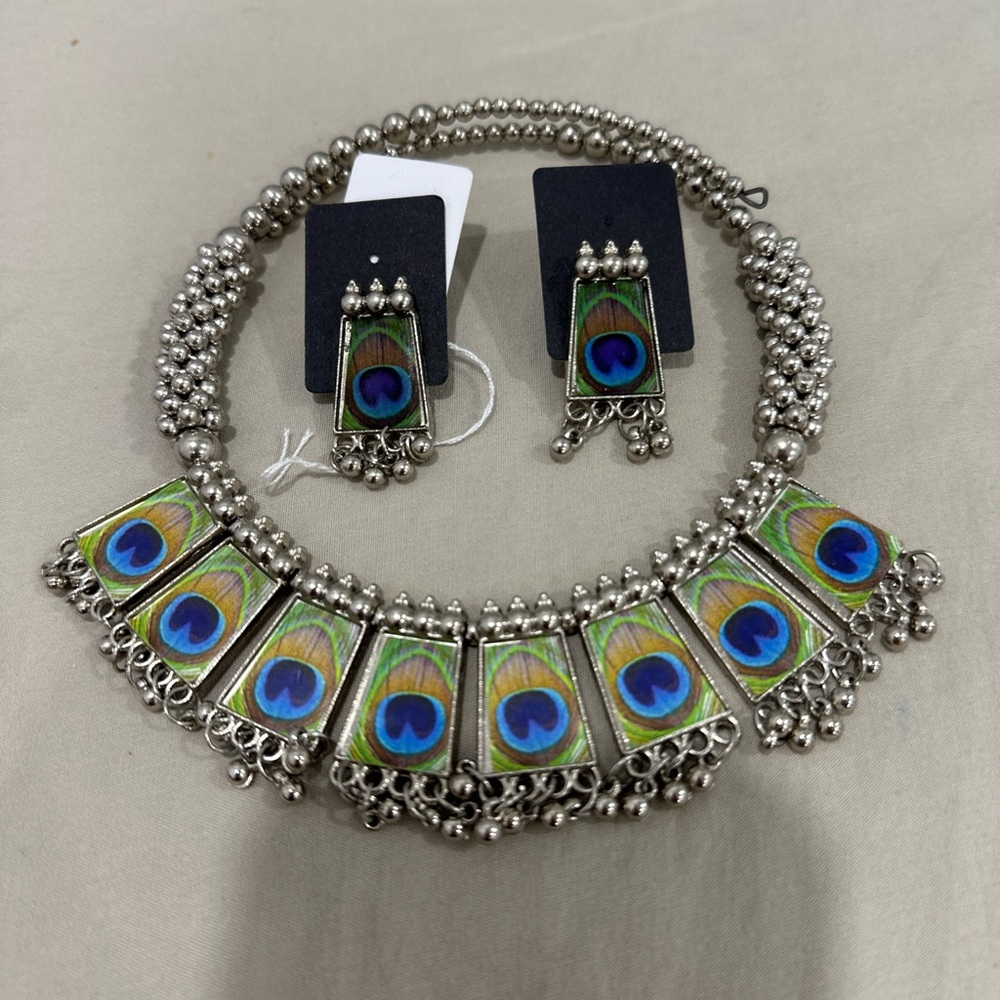 Silver Necklace & Earring Set with Peacock Feather Design